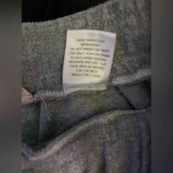 Pink Republic Heather Gray Shorts - Picture 5 of 5